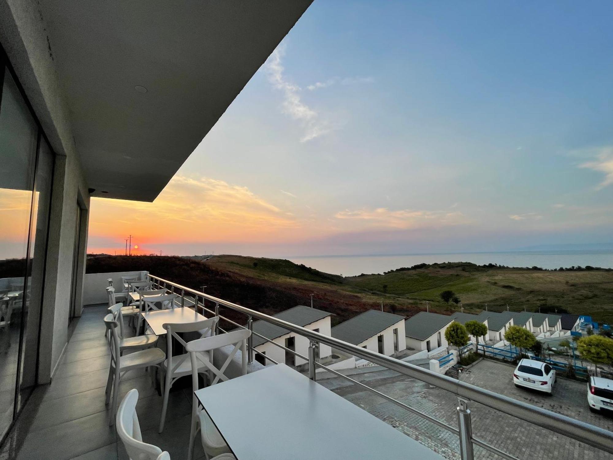 Saint Michelle Residence Shetaj Ngoại thất bức ảnh